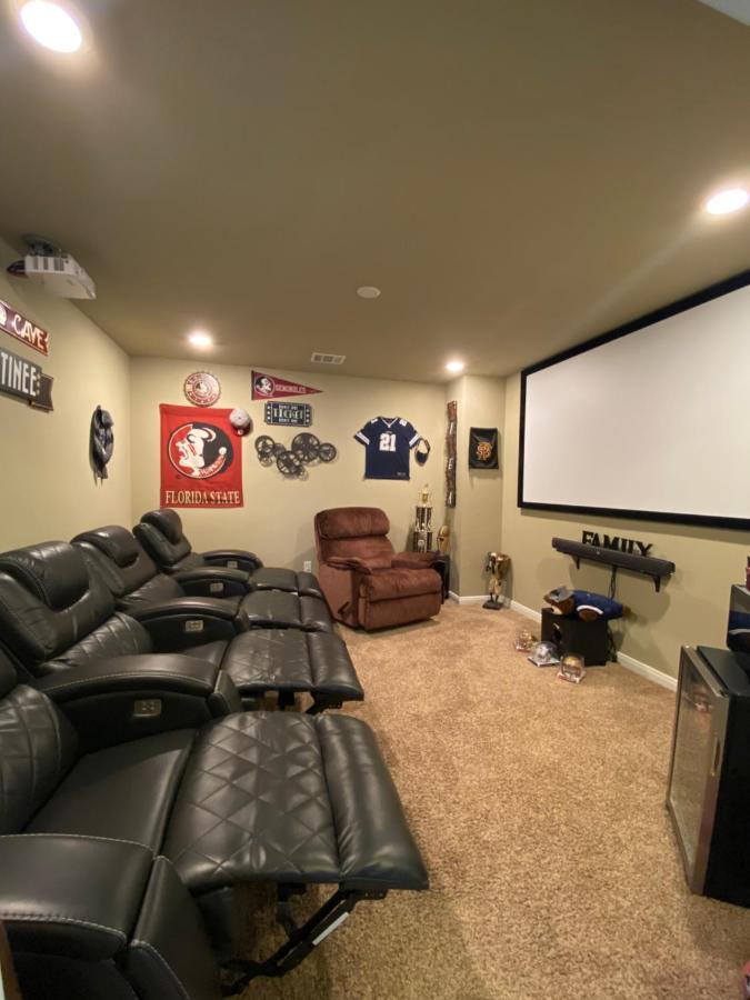 Private Rooms At Central Texas Suites With Hot Tub Killeen Exterior photo